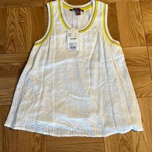 Comptoir des Cotonniers Top. Size US Small/F Medium